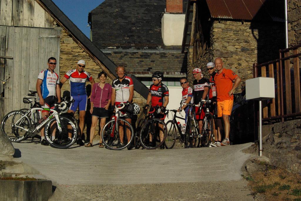 Gite Auberge La Soulan - Gite De Montagne Cathervielle Esterno foto